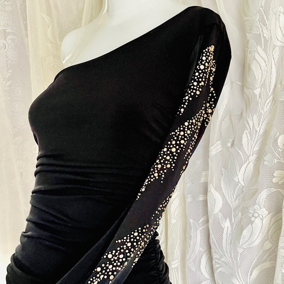City Triangles Black One-Shoulder Dress - Picture 1 of 4